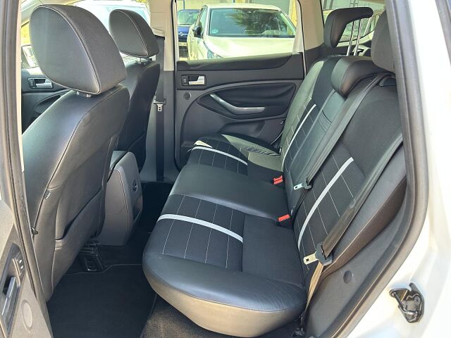 FORD KUGA TITANIUM 2.0 TDCI AUTO 4X4 SPANISH LHD IN SPAIN 110000 MILES 2010